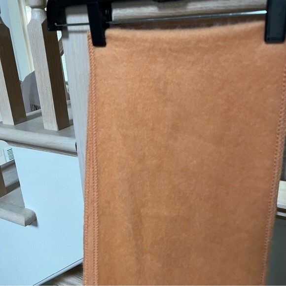 Alpaca Camargo Melon Colored Fringe Scarf NWT - Picture 5 of 12